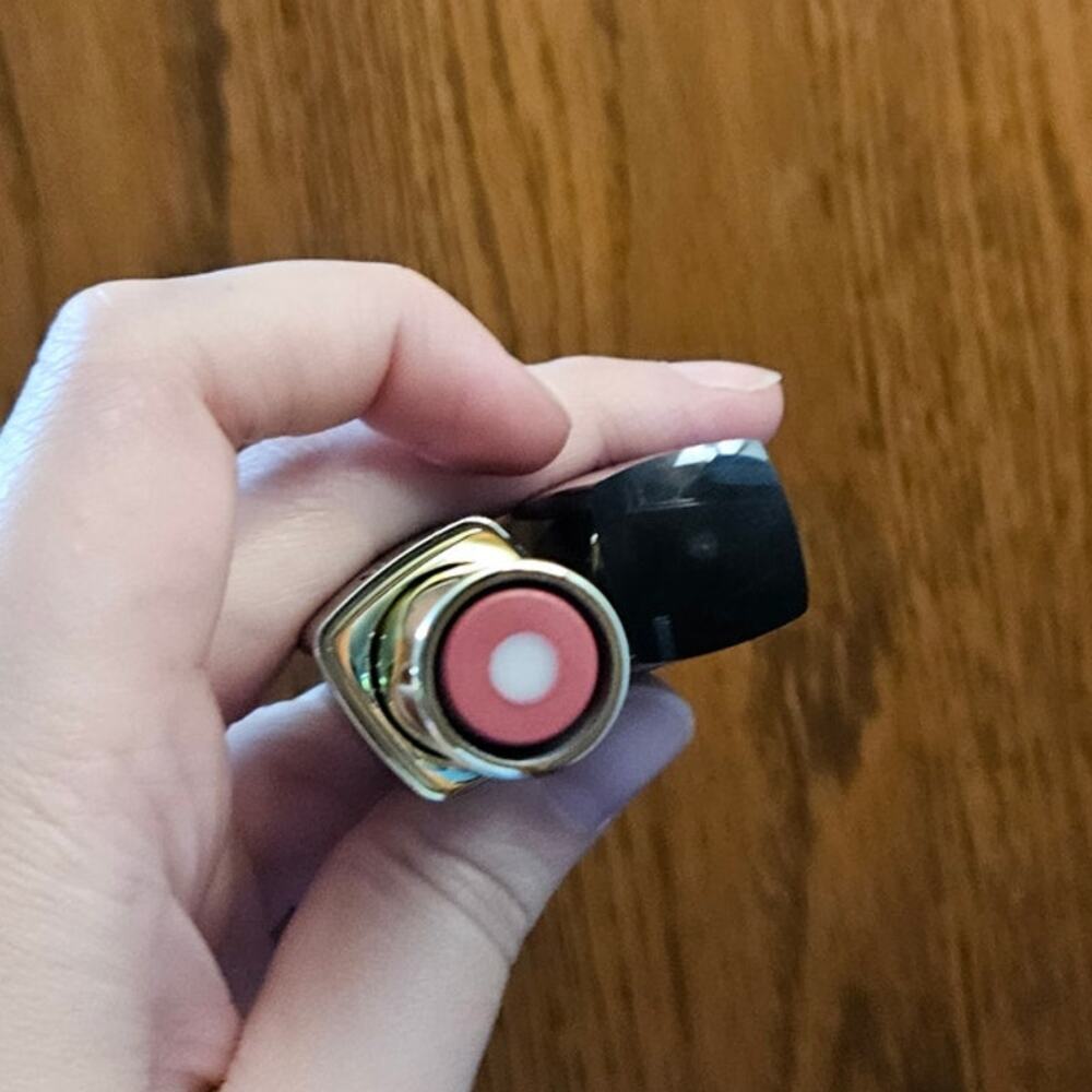 Signature Club A Vitamin C True Berry Lip Balm and Lip Stick In One